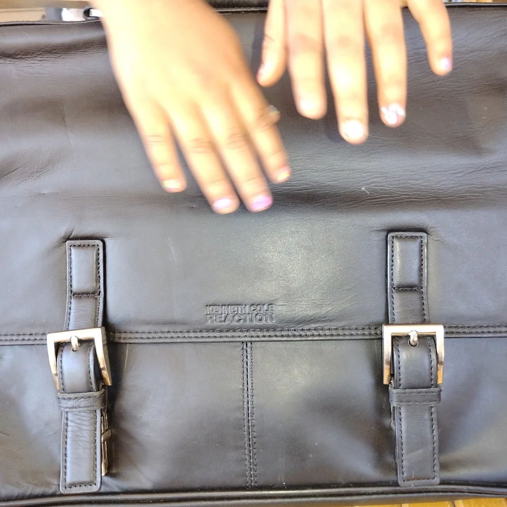 Kennethcole REACTION upgrade your